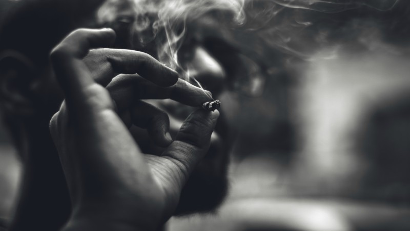 How to get rid of the smoke smell in your car