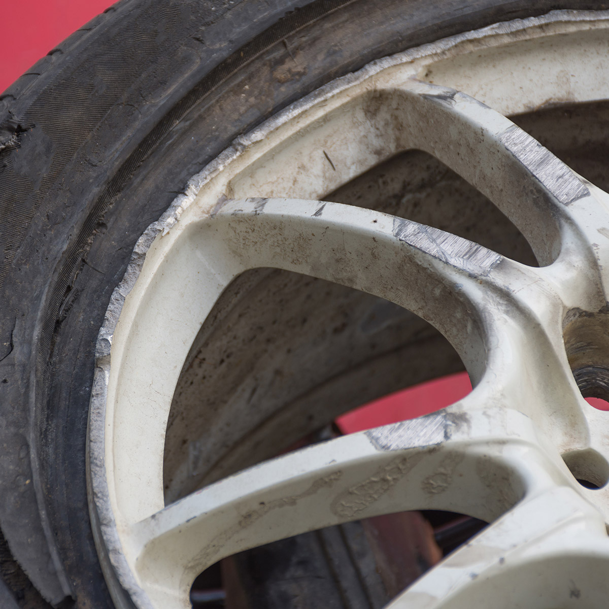 Volvo ES90 wheel repair - alloy wheel reconditioning & repair | AutoGuru